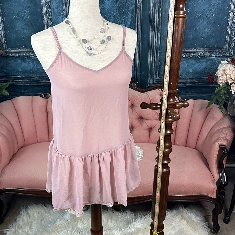 Mauve sheer chemise. lace trim hem for styling in layers xs set w/tan sheer